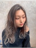 抜け感セミロング