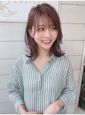 シアーカラー/ミディアムウルフウェットな質感のスタイリング