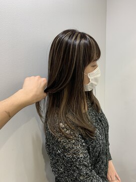 ステアケース 武蔵小杉店(stair:case) コントラストハイライト外国人風白髪ぼかしハイライト