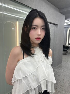 ボタン ハカタ(VOTAN hakata) 博多/韓国ヘア/ミディアムレイヤー/センター分け/黒髪暗めカラー