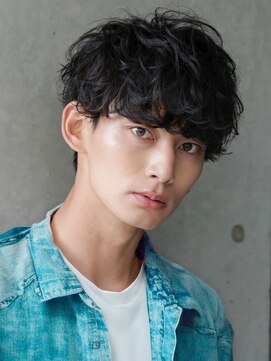 カライングドゥ(ing deux) スーツ短髪ツーブロック束感モテる黒髪シークレットパーマ流行