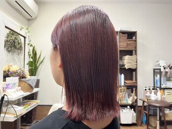 トゥールトロー(Tourtrow)の写真/経験豊富なスタイリストが、一人ひとりの雰囲気やなりたいイメージに合わせて似合うスタイルをご提案*