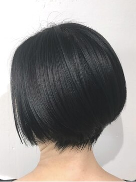 ラボトツカ(LABO totsuka) 手ぐしでまとまる大人ボブスタイル