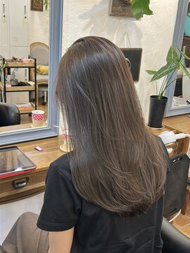 ラッフィスリール(Raffee Sourire) アッシュ、ダメージケアカラー