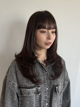 ケリーアン 太田(kelly.un) layer cut/ pinkbrown/透明感カラー
