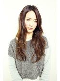 『Lien・堀京右』~小顔に見せる揺れロング