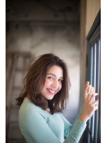 美容室クローバー 新小岩店(clover)&nbsp;外国人風ゆるふわセンターパート【新小岩】