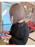 グレーベージュ_グレージュカラー_ボブショート2