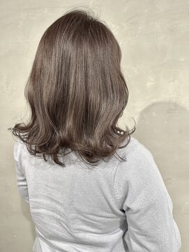 サムシング(Something.) ミディアムボブ_グレージュ