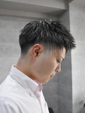 バーバーハウス ラヴィ(Barber House Lavie) テーパーフェード