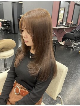 アイズ 渋沢(AIZU) レイヤーカット　ミルクティーベージュ