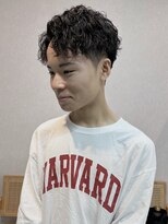 メンズサロン トレヘアー 京都烏丸店(tRe hair)&nbsp;ブルーブラック　フェザーパーマ　サーフカール　センターパート