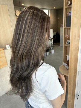 ヌーク(nook.) ハイライトカラー