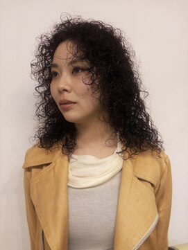 ナループロアツム(Nalu pu loa Tsum) マレットヘア/ハイレイヤーウルフ/もふもふパーマ