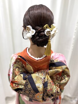 サクララ(Sakura la) 振袖ヘア シニヨン/ヘアセット/着物ヘア/成人式/鎌倉