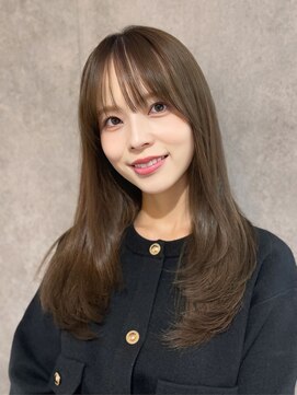 エアー 青山(AIR) レイヤーカット髪質改善ブリーチなし透明感オリーブグレージュ