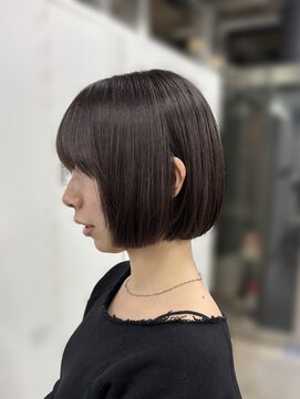 アリュウル 表参道(ALLURE) タッセルボブ/切りっぱなし／グレージュ　佐藤