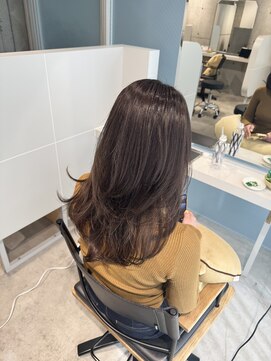 ベル(Belle) sheer beige×layer cut