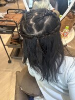 アンフィ 矢向(Anphi) 4-9 ハート三つ編みアレンジ