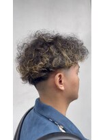 アルジャーノン(algernon) ツーブロック×ハイライト