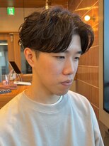 エリマバイフィフス 調布(elima by fifth) 自然な毛流れでラフにキマるセンターパート×ニュアンスパーマ