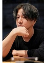 エスケイブ(S/CAVE)&nbsp;癖毛を活かした大人センターパート