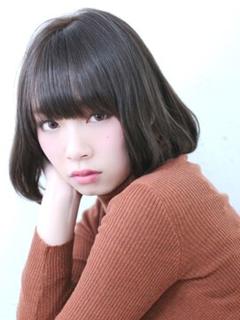 ブルーフェーセス 表参道(blue faces) 『bluefaces』アッシュベージュ 斜めバングワンレンボブ