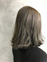 ヘアサロンM 新宿&nbsp;オリーブアッシュ×切りっぱなしボブ