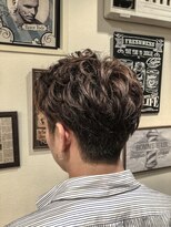 グルーマーズトウキョウ(GROOMER/S TOKYO)&nbsp;アップバング×ツーブロックショート【HOMME HAIR ZERO伊藤】