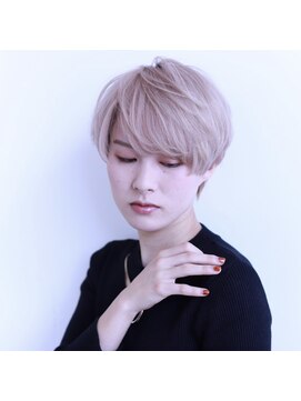 ビス リアン 川口店(Vis lien) ハンサムショート/ハイトーン/ブリーチ/ケアブリーチ/小顔/前髪