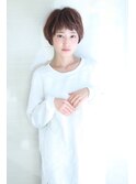 耳かけショート濡れ髪抜け感ミニボブクールショートくびれヘア