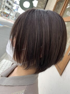 ヘアーゾーン ハチマルハチ 登戸駅前店(Hair Zone 808) ショートボブ