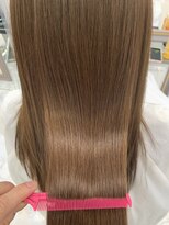 エスカーラ 表参道(THE ESCALA)&nbsp;@m_ayu/大人かわいいヘア/ベージュカラー/タビラマユミ