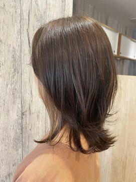 エヌアンドエー せんげん台店(N&A) イヤリングカラー×グレーベージュ/シルキーベージュ