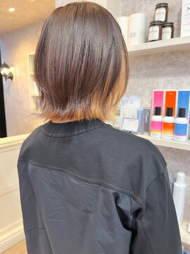 キャアリー(Caary) 福山市美容室Caaryブリーチインナーカラーレイヤーボブ