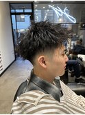 スキンフェード×ソフトツイスト
