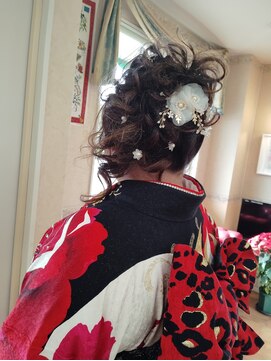 ミラノ カリーノ MILANO carino ヘアアレンジ