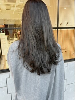 コードセブンス(Chord seventh)の写真/《流行りのレイヤーカットでスタイリングも簡単に》ワンカールでもキマるトレンドヘアに＊