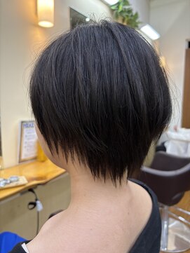 キャラシャローネ お台場(CharaChalone) ショート／ブルーブラック／縮毛矯正