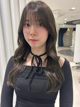 エアー 青山(AIR) オリーブグレージュ オリーブカラー韓国風レイヤー／韓国巻き髪