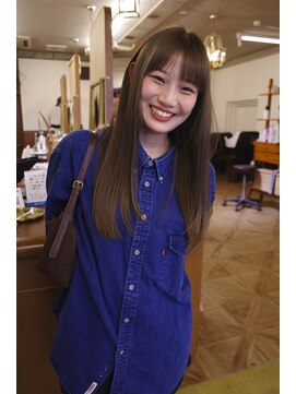 オリーブブラウンカラー