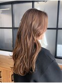 レイヤーロングハイライト透明感ベージュ40代