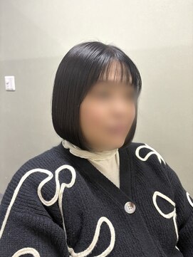 ヤヤ 浅草(yaya.) ブラックカラー×ミニボブヘア