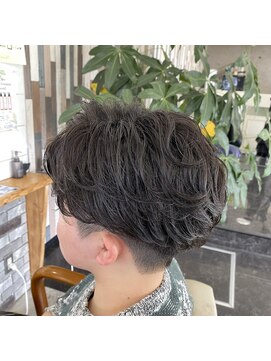 オフザリップ オーシャン(off the Lip ocean) ニュアンスパーマ・フェザーパーマ