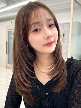 アッシュ 洋光台店(Ash) レイヤーカット韓国風ダブルカラー顔周り前髪カットボブ