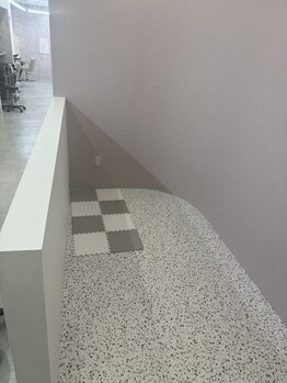 アグ ヘアー ルーウェ 手稲店(Agu hair ruwe)の写真/【キッズスペース完備】お子様連れOK◎家族で通える居心地の良い空間♪