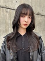 メゾンルヴェール 岐阜穂積(Maison LeVert)&nbsp;ダークグレージュカラー×くびれレイヤースタイル