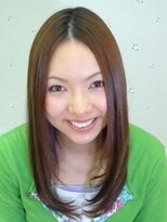 アートヘアアスティ(art hair ASTY)&nbsp;ナチュラルな毛束感でサラサラ艶感アップのストレートスタイル