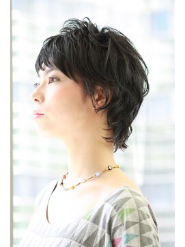 レンジシキチジョウジ (RENJISHI KICHIJOJI) ウルフショートゆるパーマ