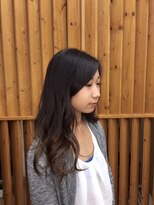 マデイヘアー(made´e hair) アッシュグレー系グラデーションカラー。